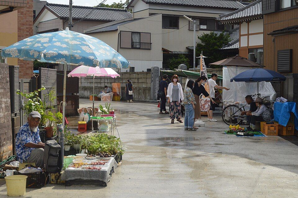 Katsuura Morning Market