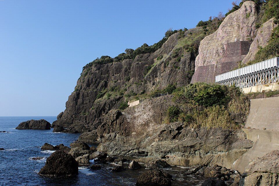 Costa de Echizen (Cabo Echizen y Kochomon)