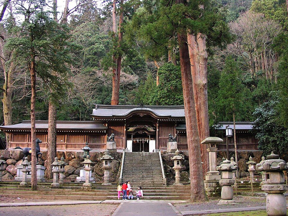 Okamoto & Otaki Shrines
