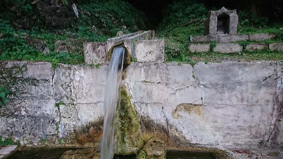 Kakinohana Hija Spring