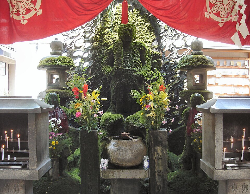 Hozenji Yokocho
